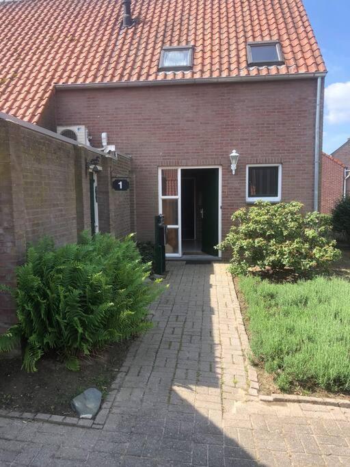 Laaker Villa Nearby Outlet Roermond Ohé en Laak Eksteriør billede